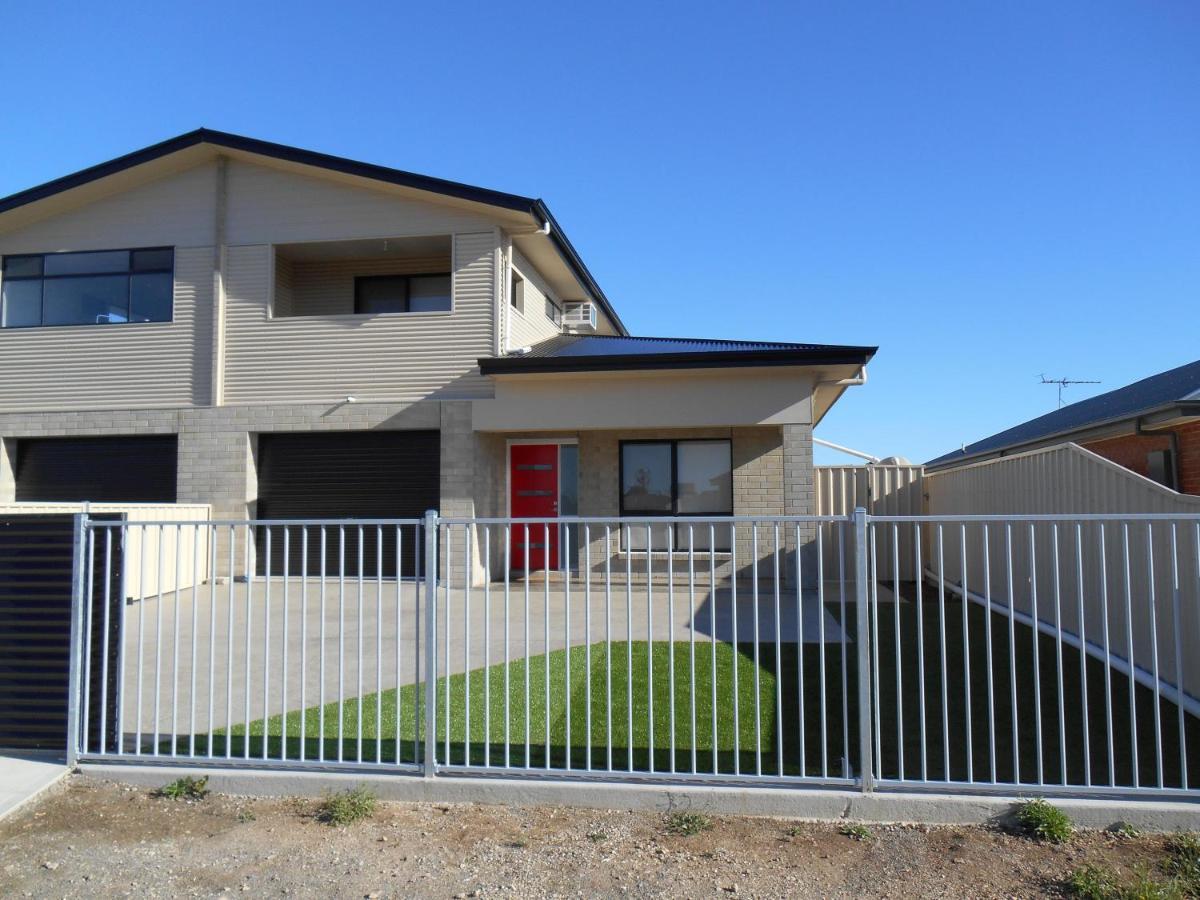 Red Door Retreat Apartment Edithburgh Exterior photo